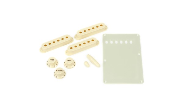 KIT FENDER DE ACCESORIOS PARA  GUITARRA ELECTRICA  FENDER