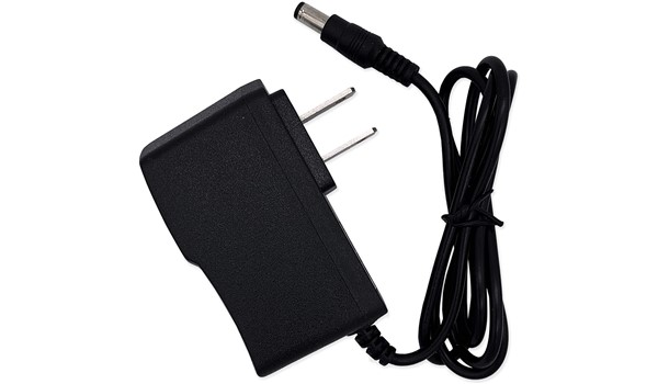 ADAPTADOR DE CORRIENTE BOSS 9W   BOSS